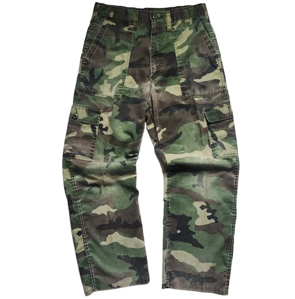 Vintage Distressed Taton Cargo Pants Size 32x34 Green Camo Straight Leg